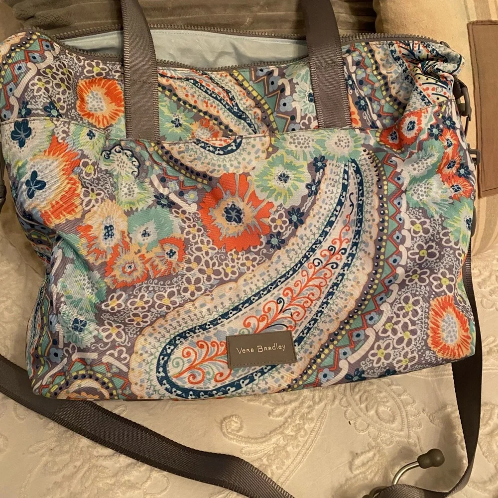 Vera Bradley easy wipe bag - Picture 4 of 6